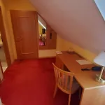 Hotel-cafe 3 Kronen Bed & Breakfast