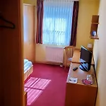 فندق مبيت وإفطار Hotel-cafe 3 Kronen بورغلنغنفلد