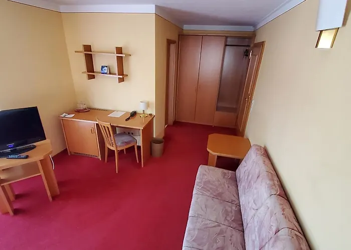 Hotel-cafe 3 Kronen Frühstückspension 3*
